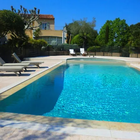 Virginie * Saint-Tropez